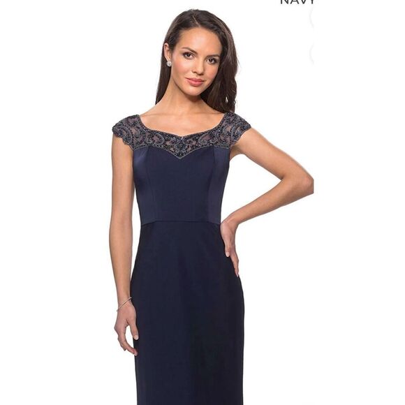 La Femme 25399 Sheath Gown with Rhinestone Embellished Neckline in Navy NWOT Siz - Picture 3 of 7